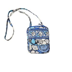 Vera Bradley crossbody purse blue/white floral